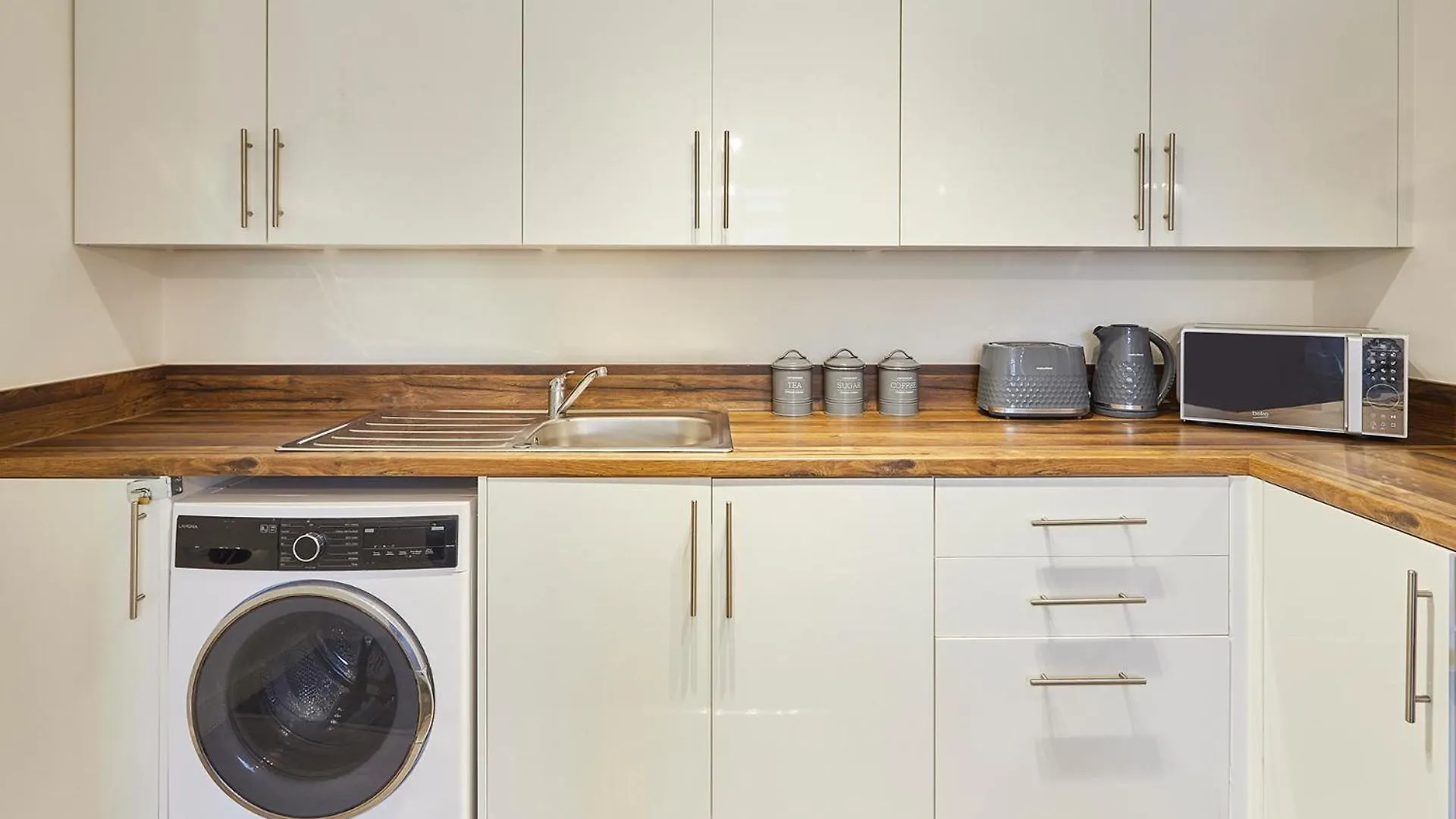 Nottingham Brand New 1Br Apt W/ Full Kitchen City 0*,  United Kingdom