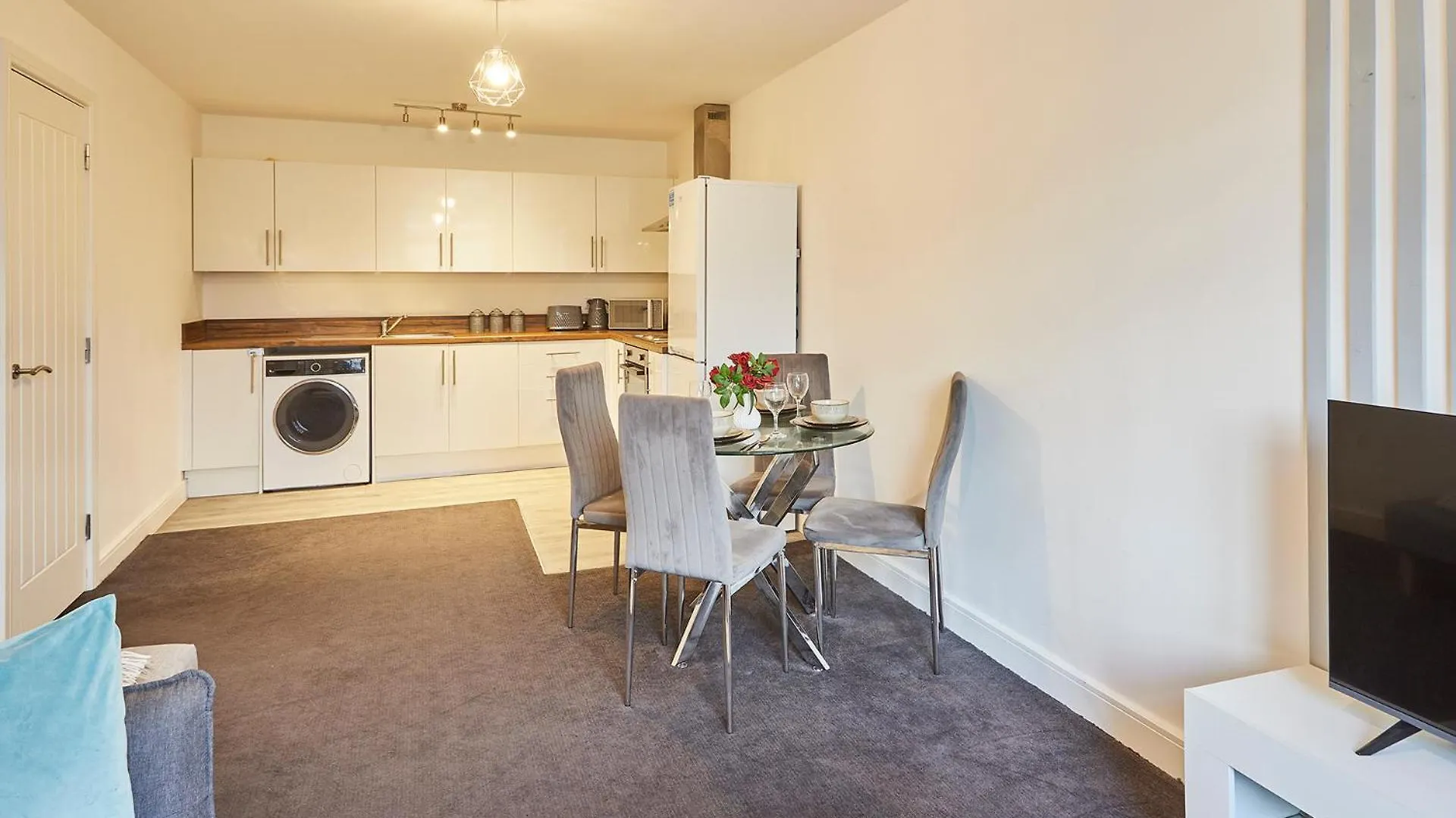 Apartment Nottingham Brand New 1Br Apt W/ Full Kitchen City